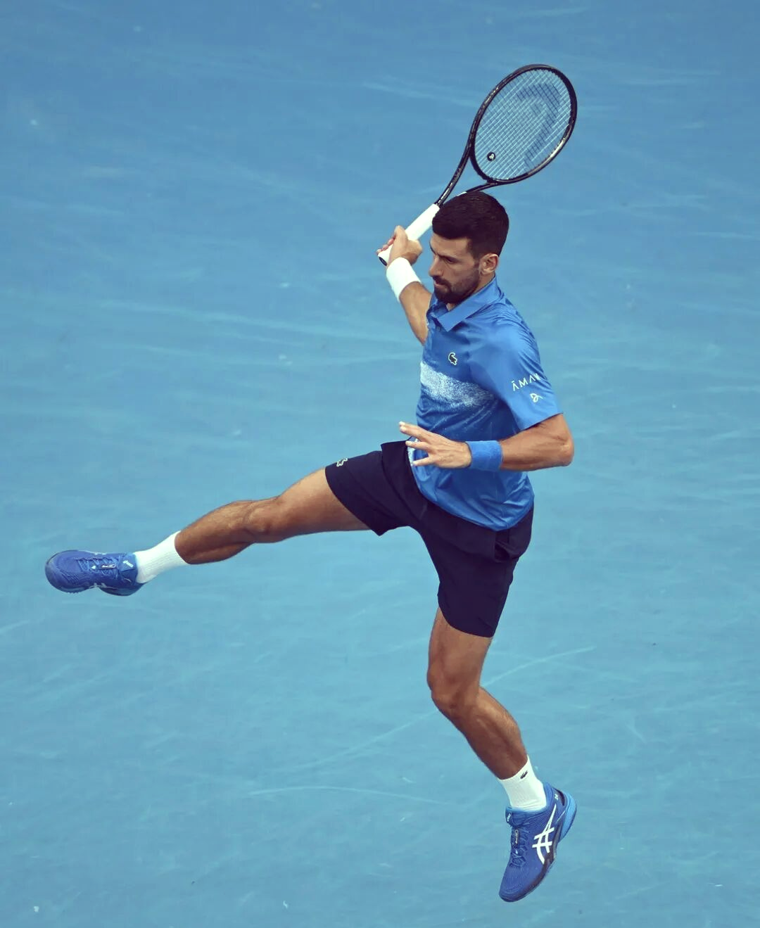 戴维斯杯险胜澳网,德约科维奇点燃赛场 戴维斯杯险胜澳网,德约科维奇点燃赛场