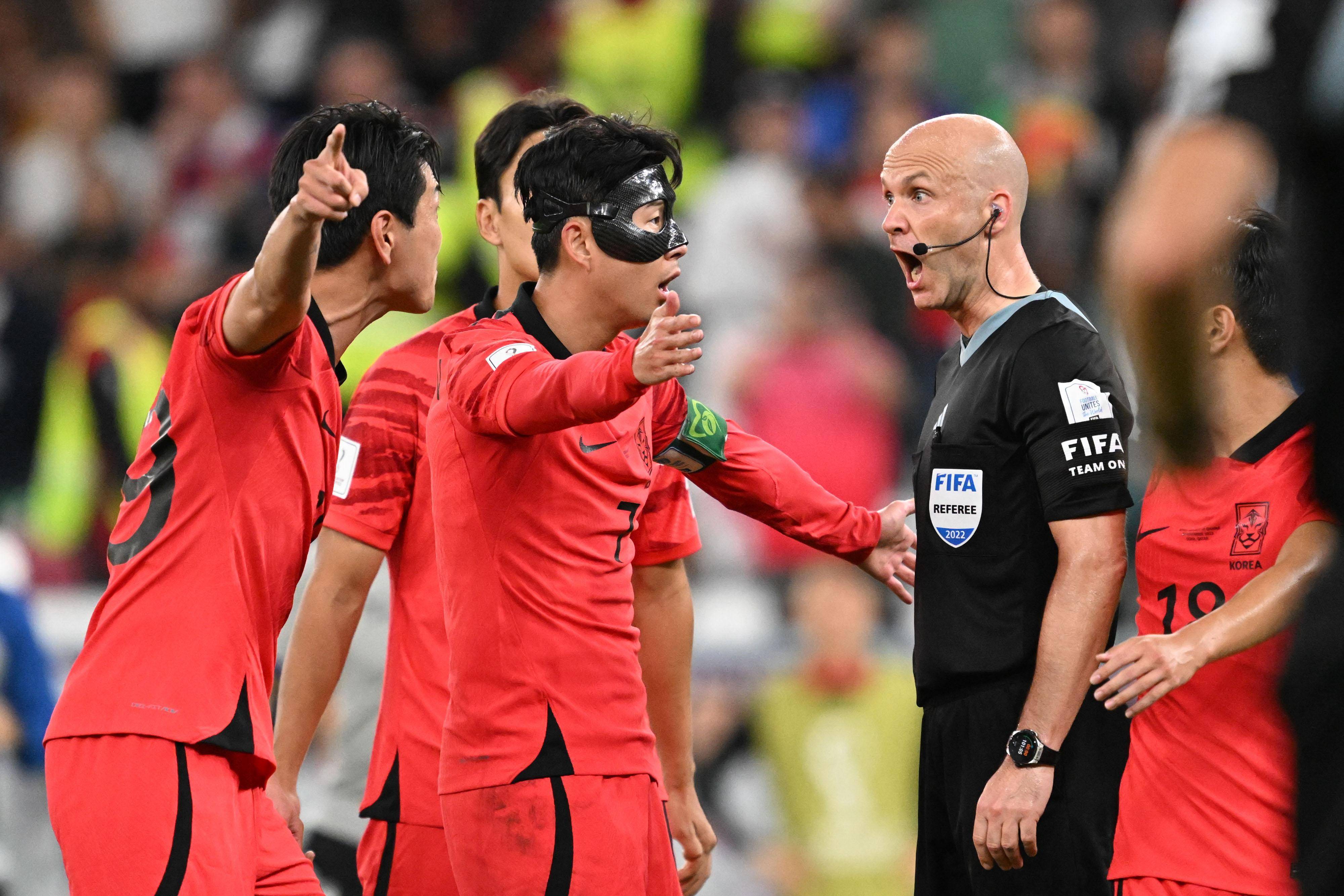 韩国队翻盘丹麦队，石宇奇刷新纪录