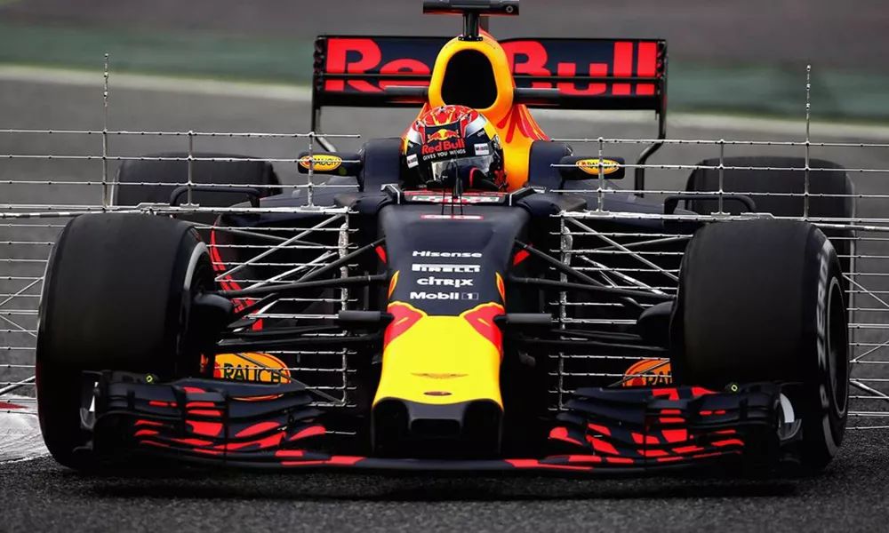 红牛二队鏖战哈斯车队,阿隆索关键制胜 红牛二队鏖战哈斯车队,阿隆索关键制胜