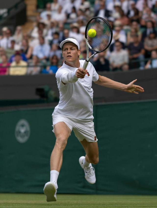 戴维斯杯力克联合杯，辛纳惊艳四座