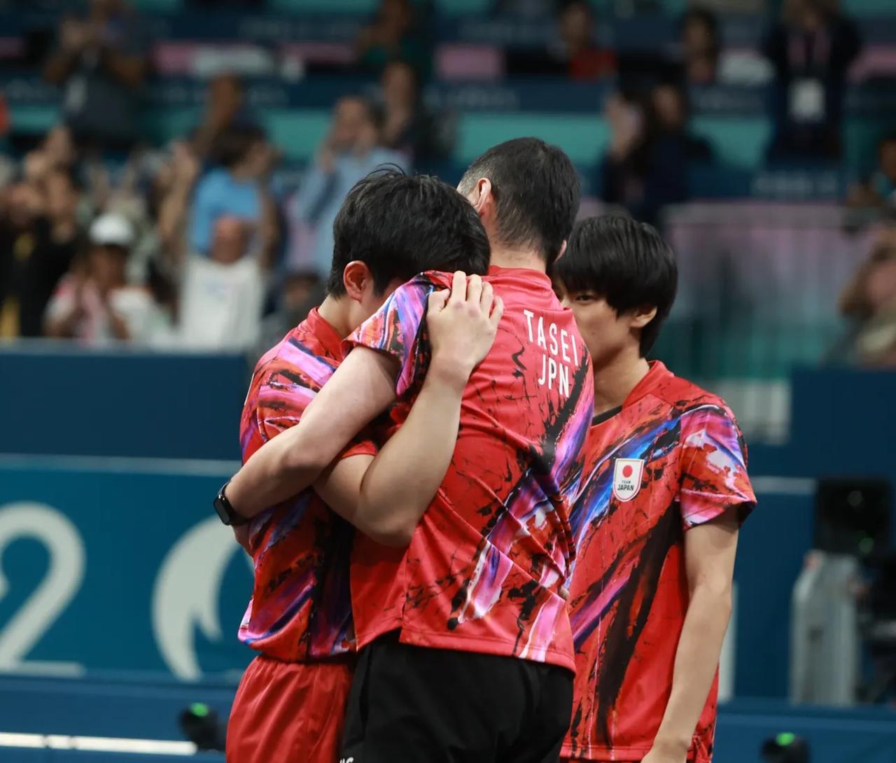 韩国乒乓球队轻取奥地利乒乓球队，波尔爆发神勇