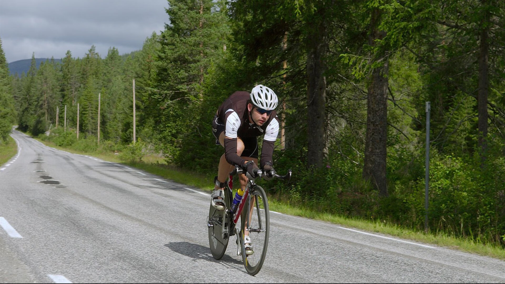 黄喜灿爆发改写亚洲足球格局，哥斯达黎加正面击溃葡萄牙的战术启示