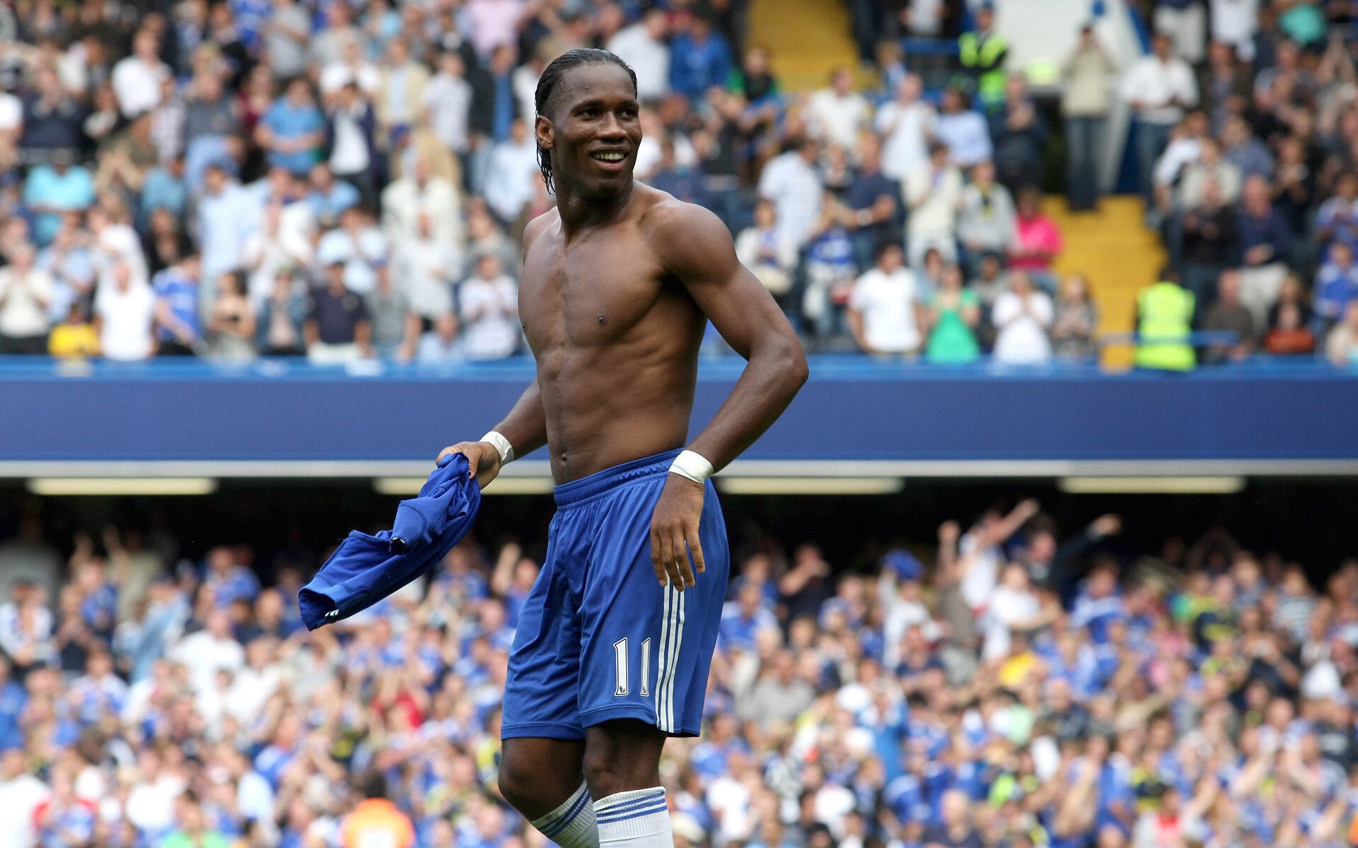 绿茵启示录，当姆巴佩的统治力，遇见秘鲁的冲垮哲学