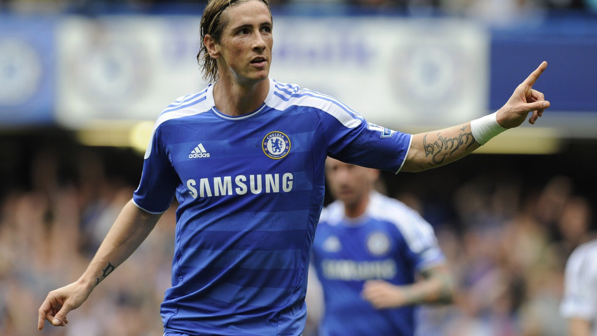 绿茵场与硬木地板的交响，当西甲德比遇见NBA逆袭启示录